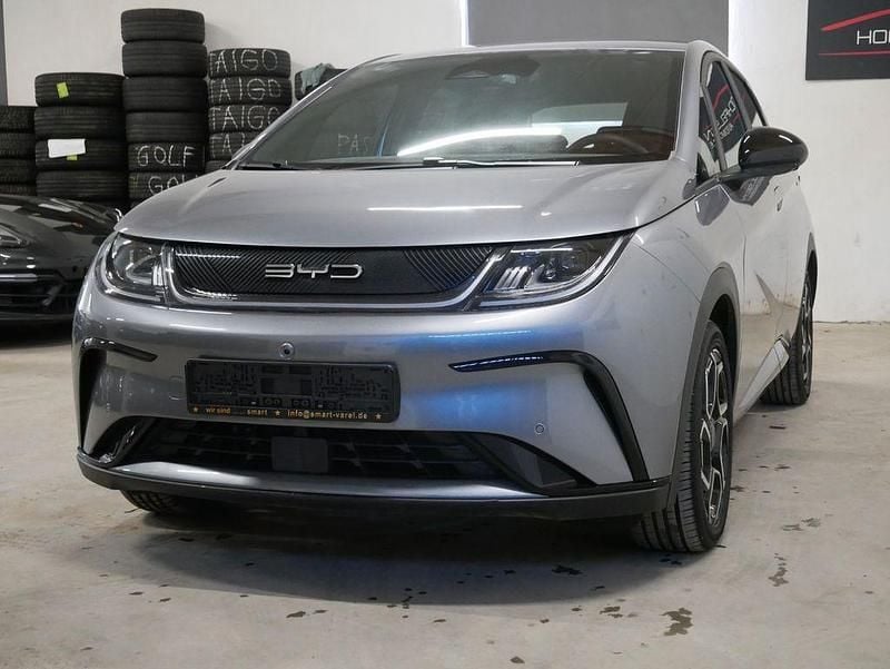 Neu BYD Dolphin Comfort 150 kW (204 PS) 2026 Grau Kleinwagen