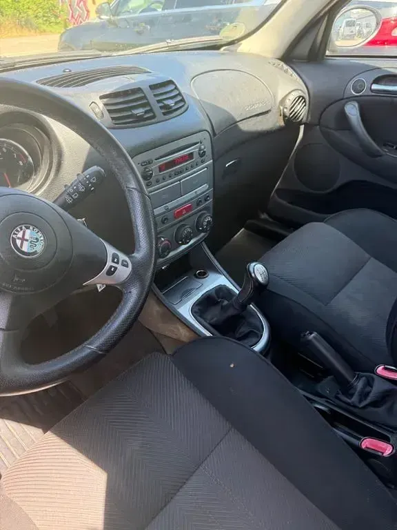 Gebraucht Alfa Romeo 147 Impression 105 PS (77 kW) 2006 Braun Kleinwagen