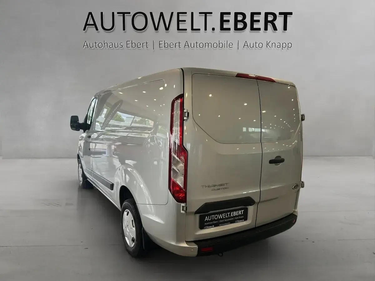 Gebraucht Ford Transit Custom 105 PS (77 kW) 2022 Polarsilbermetallik Pickup