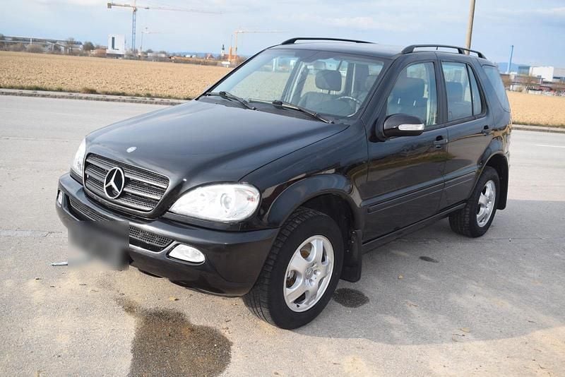 Gebraucht Mercedes ML270 150 PS (110 kW) 2005 Schwarz SUV
