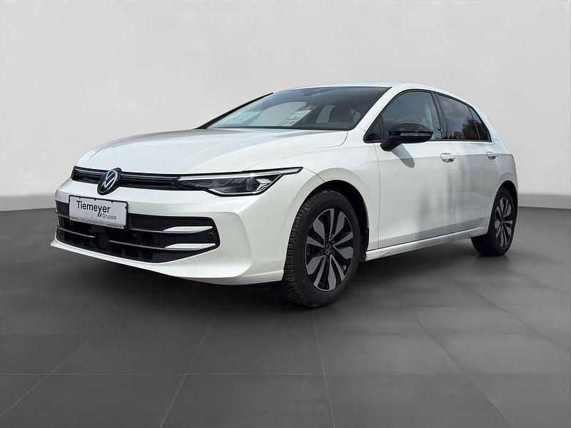 Gebraucht VW Golf VIII Goal 150 PS (110 kW) 2025 Weiß Limousine