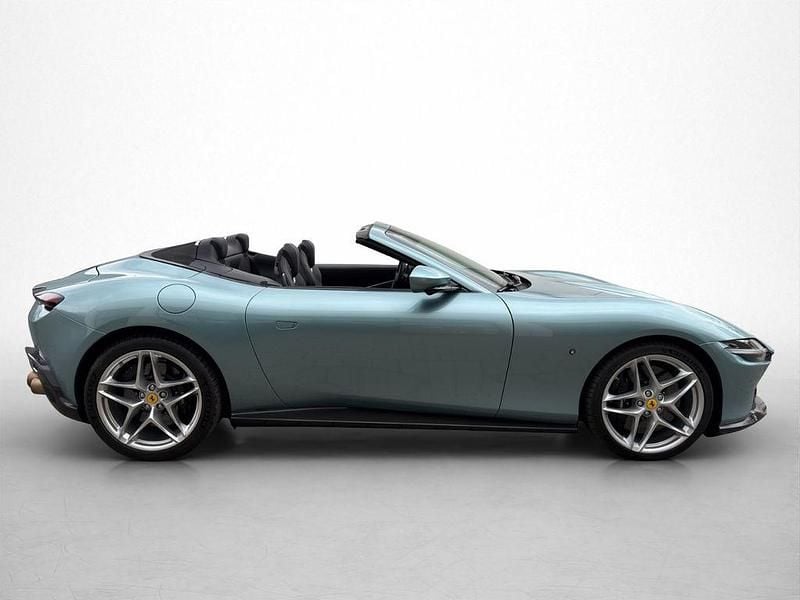 Gebraucht Ferrari Roma 620 PS (456 kW) 2023 Celeste trevi Cabrio