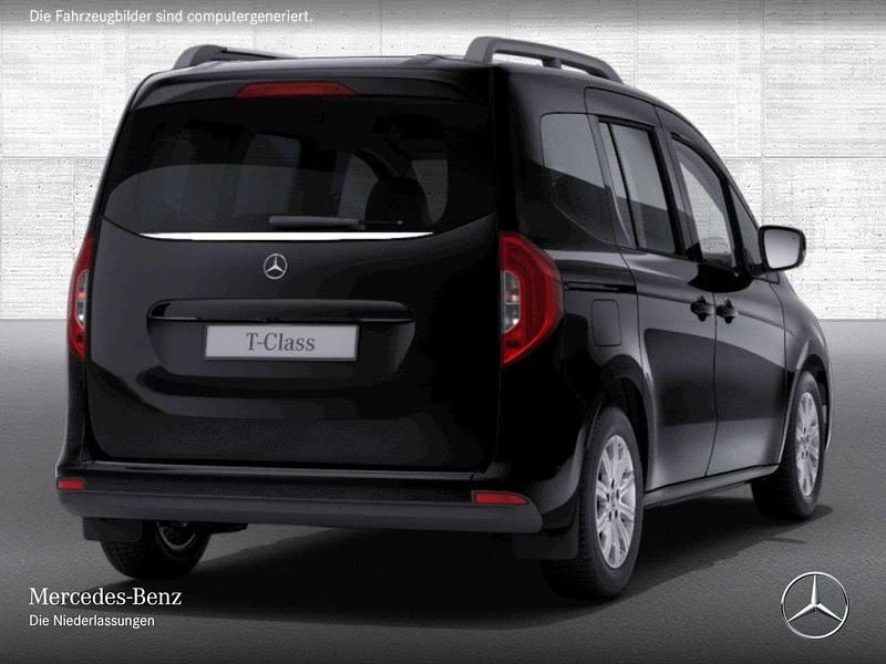 Gebraucht Mercedes T180 Progressive 116 PS (85 kW) 2025 Loparitschwarz Van / Kleinbus
