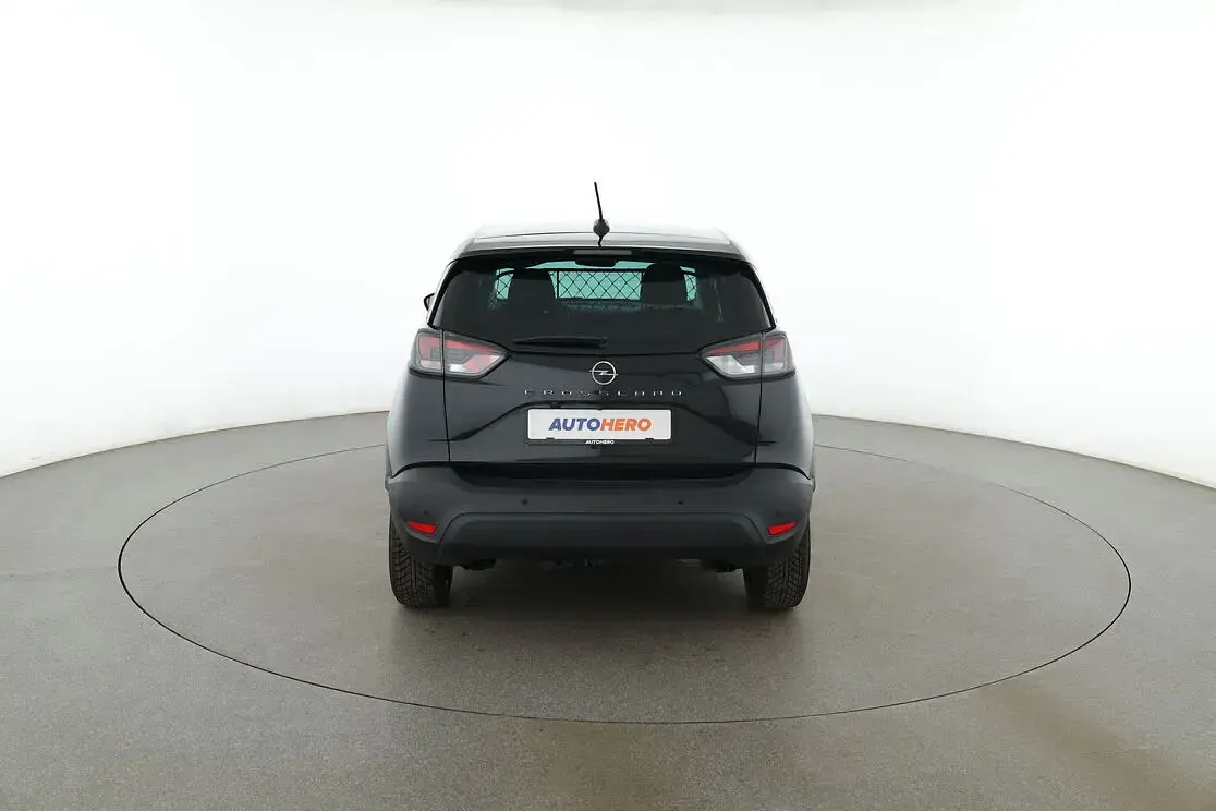 Usado Opel Crossland X Edition 110 HP (80 kW) 2021 Preto SUV