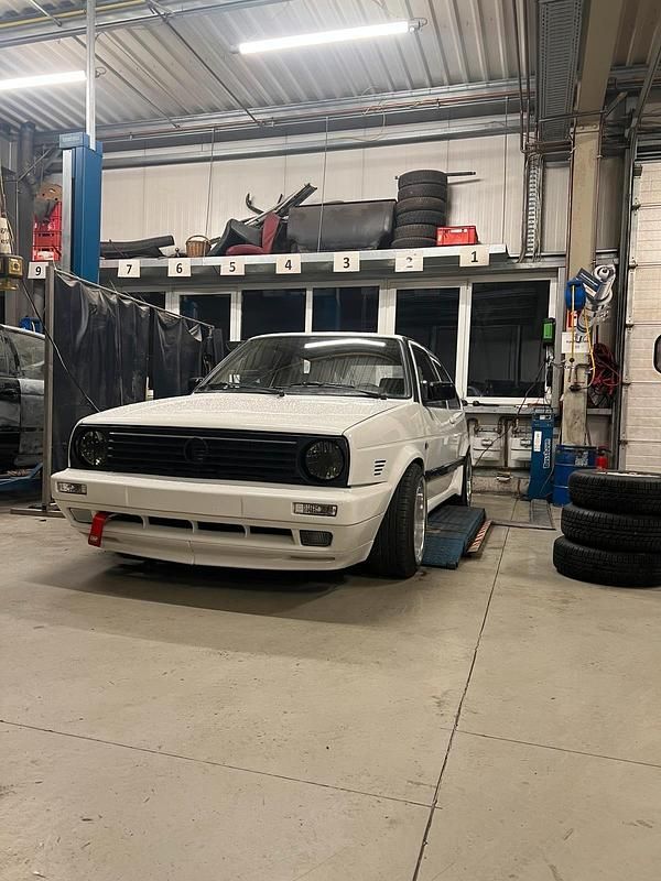 Gebraucht VW Golf II 69 PS (50 kW) 1991 Weiß Kleinwagen