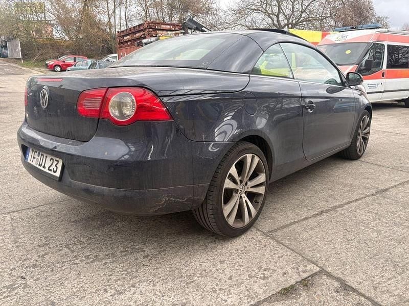 Gebraucht VW Eos 150 PS (110 kW) 2006 Blau Cabrio