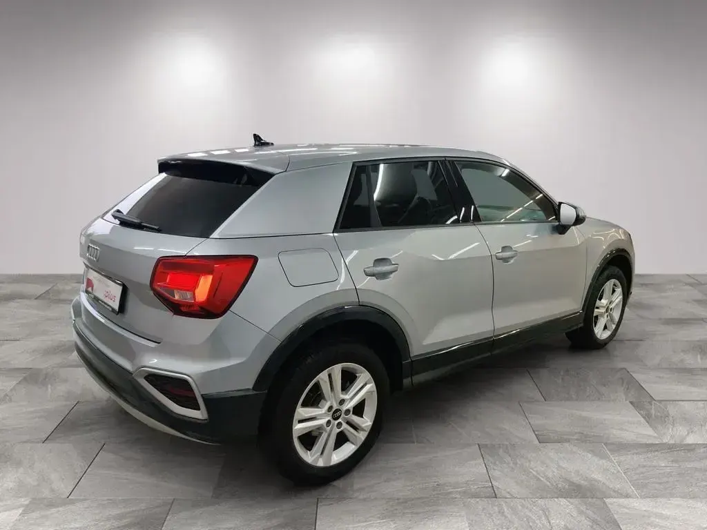 Gebraucht Audi Q2 Advanced Plus 116 PS (85 kW) 2025 Florettsilber metallic SUV