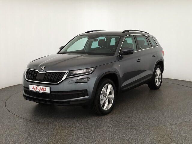 Grau Gebraucht 2020 Skoda Kodiaq Soleil SUV | 31.990 € (Fairer Preis) - Bild 1/4