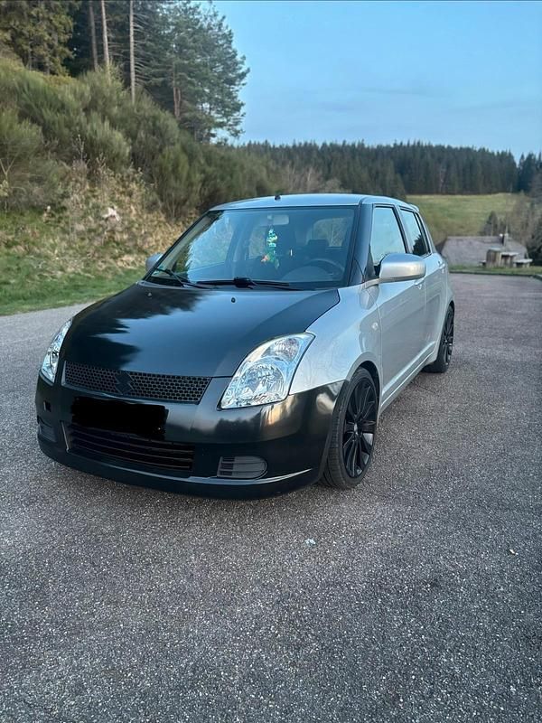 Andere farben Gebraucht 2006 Suzuki Swift Kleinwagen | 2.800 € (Guter Preis) - Bild 1/4