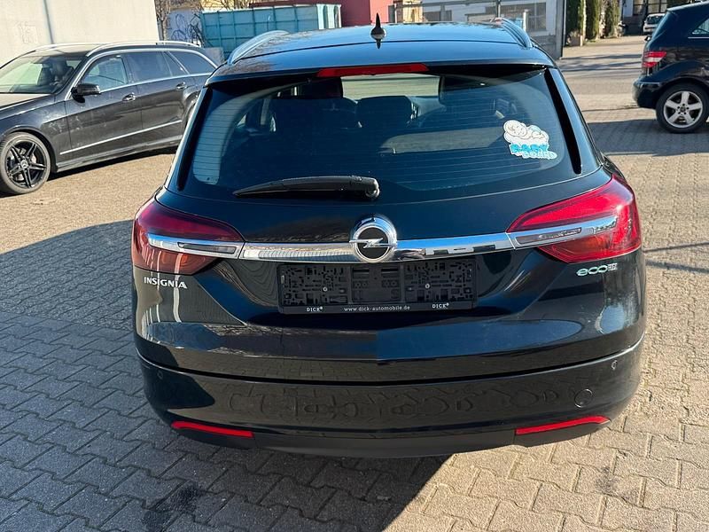Gebraucht Opel Insignia Edition 120 PS (88 kW) 2015 Schwarz Kombi