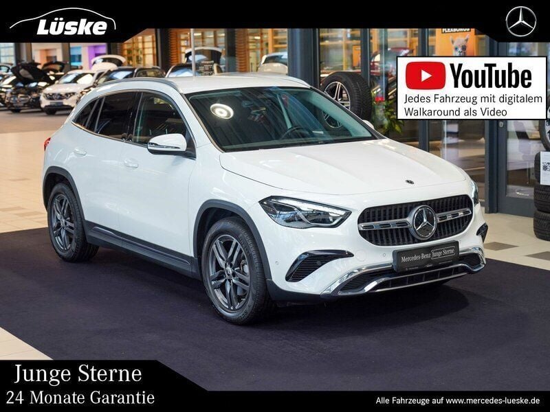 Weiß Gebraucht 2023 Mercedes GLA200 Advanced SUV | 37.900 € (Fairer Preis) - Bild 1/4
