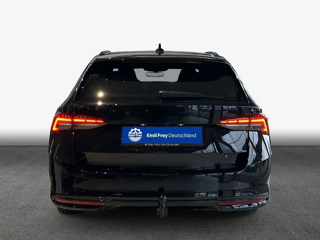 Neu Skoda Octavia SportLine 150 PS (110 kW) 2026 Schwarz Kombi