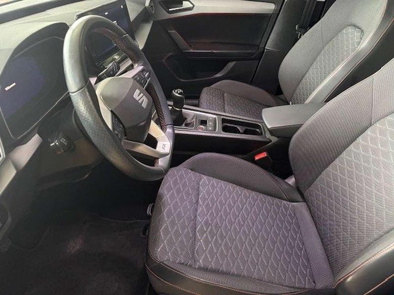 Gebraucht Seat Leon FR 131 PS (96 kW) 2022 Mitternachtsschwarz Kleinwagen