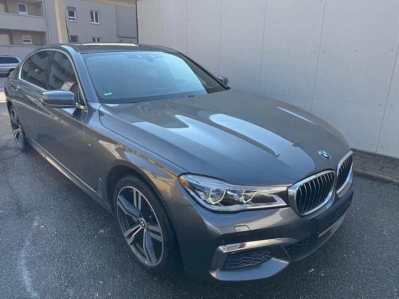 Brugt BMW 730 265 HK (194 kW) 2017 Grå Sedan