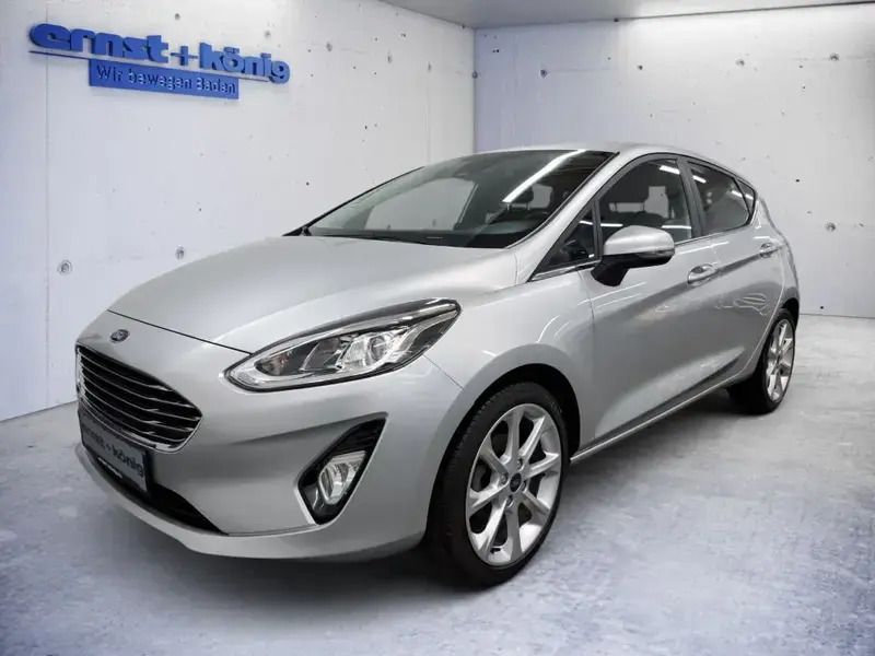 Silber Gebraucht 2020 Ford Fiesta Titanium Kleinwagen | 13.490 € (Fairer Preis) - Bild 1/4