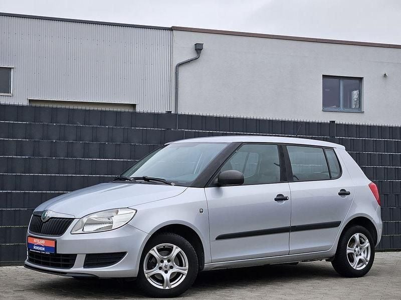 Gebraucht Skoda Fabia Cool Edition 69 PS (50 kW) 2012 Silber Limousine
