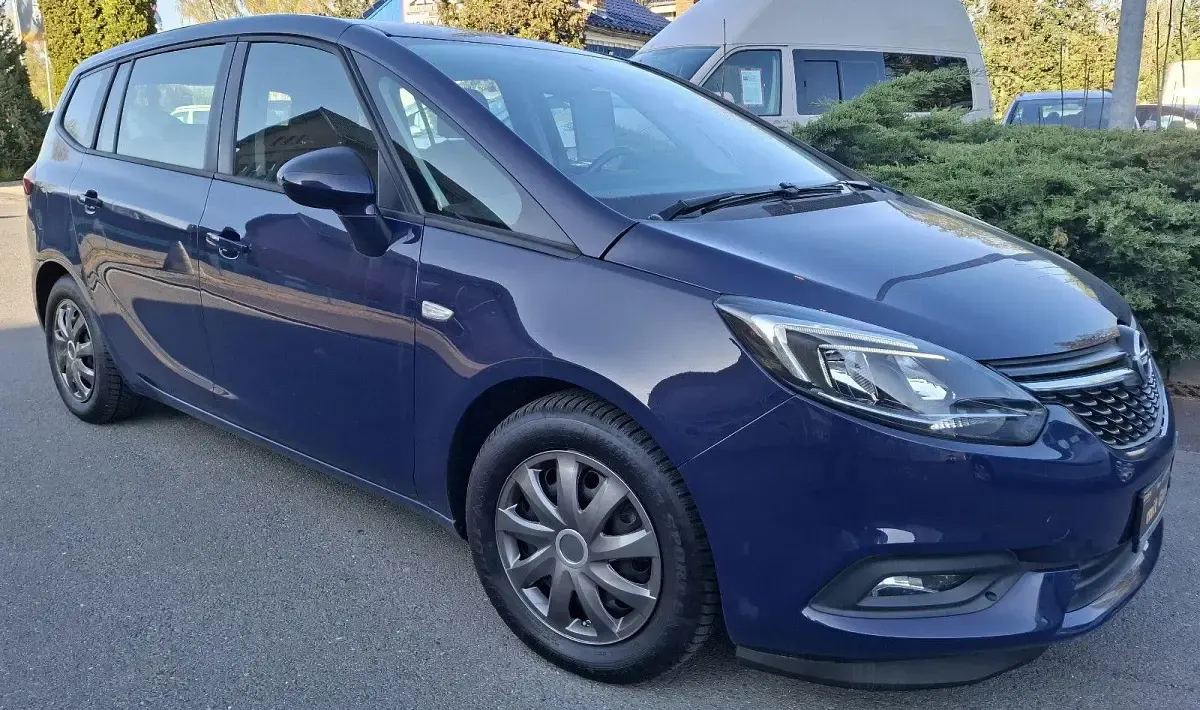 Gebraucht Opel Zafira Edition 140 PS (102 kW) 2019 Blau Van / Kleinbus