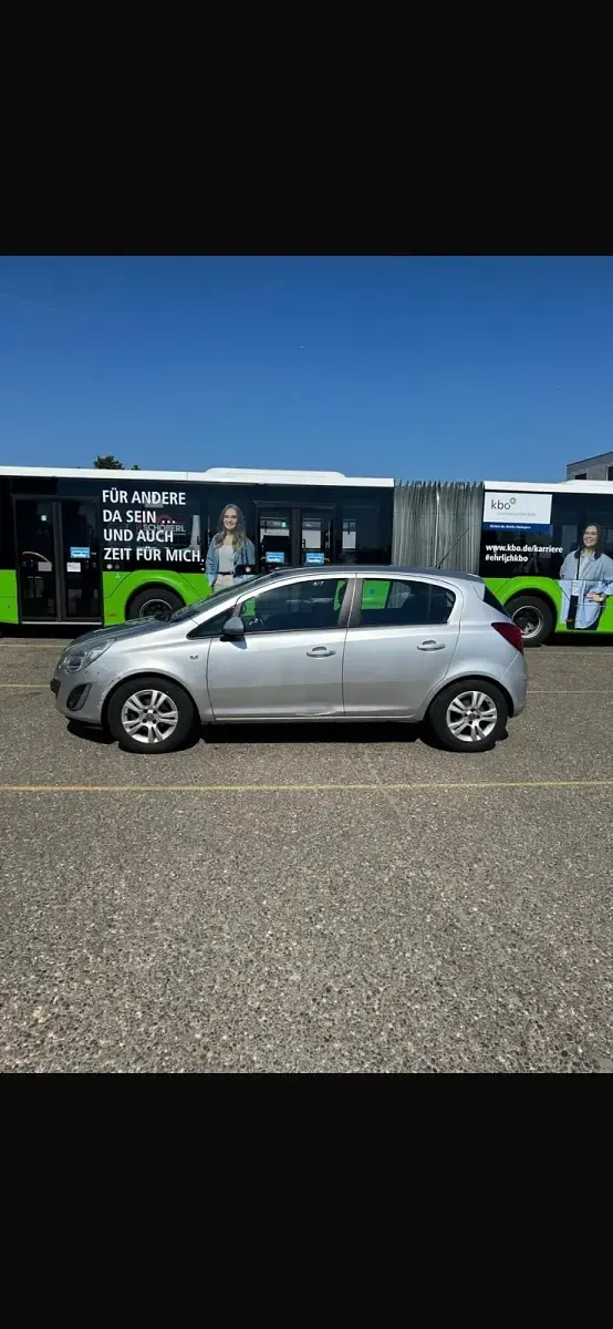 Gebraucht Opel Corsa 86 PS (63 kW) 2011 Silber Kleinwagen