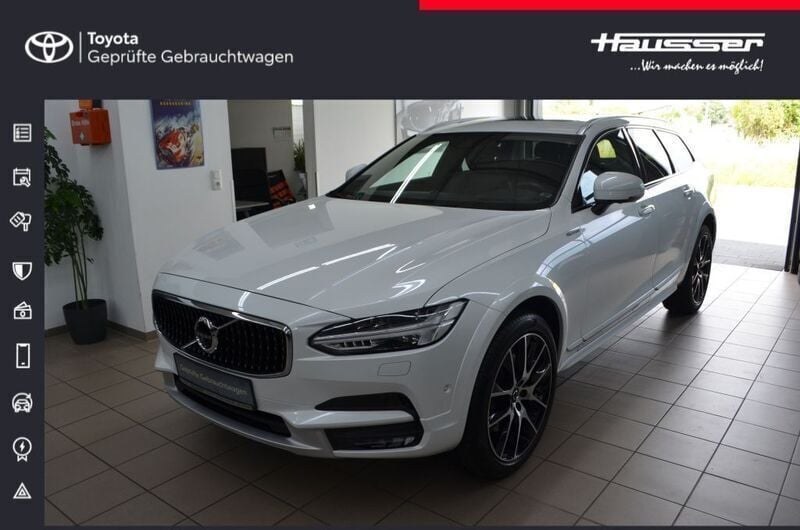 Weiß Gebraucht 2019 Volvo V90 CC Pro Kombi | 37.840 € (Etwas zu teuer) - Bild 1/4