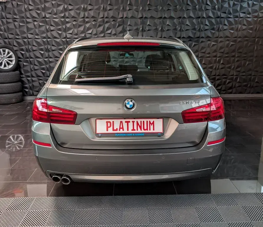 Gebraucht BMW 518 Performance 143 PS (105 kW) 2014 Grau Kombi