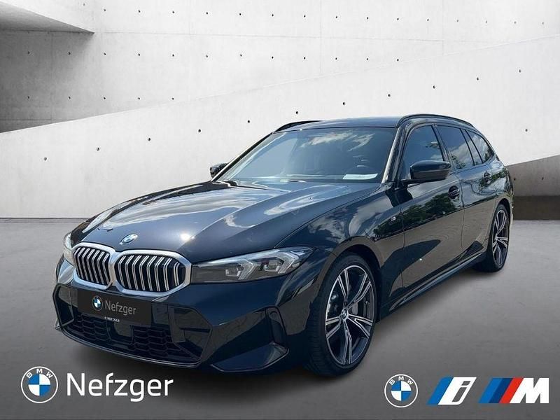 Schwarz Gebraucht 2024 BMW 330 M Sport Kombi | 56.900 € (Teuer) - Bild 1/4
