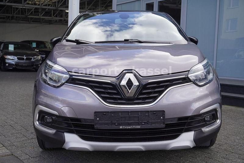 Gebraucht Renault Captur Collection 131 PS (96 kW) 2019 Grau SUV