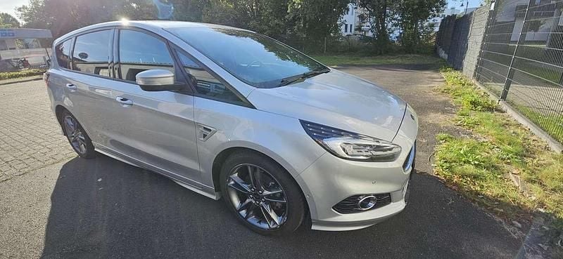 Gebraucht Ford S-MAX ST-Line 190 PS (139 kW) 2018 Silber Van / Kleinbus