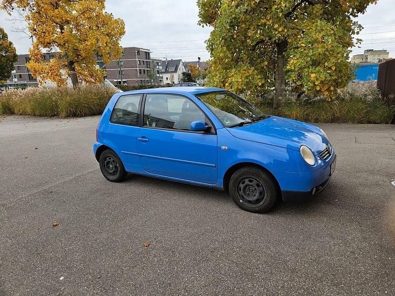 Blau Gebraucht 2004 VW Lupo Kleinwagen | 800 € (Guter Preis) - Bild 1/4