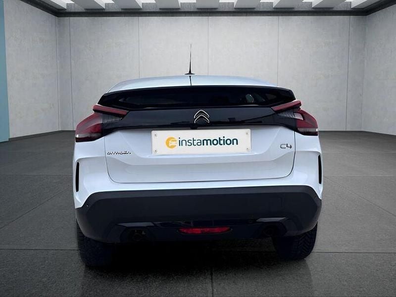 Gebraucht Citroën C4 Feel 131 PS (96 kW) 2022 Weiß Limousine