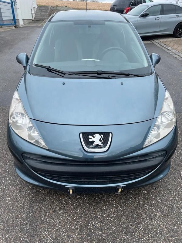 Grau Gebraucht 2006 Peugeot 207 Kleinwagen | 1.790 € (Fairer Preis) - Bild 1/4