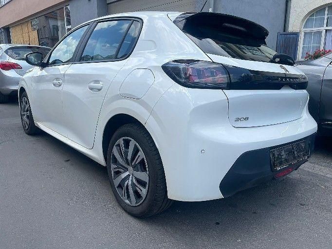 Gebraucht Peugeot 208 Active 75 PS (55 kW) 2021 Weiß Kleinwagen