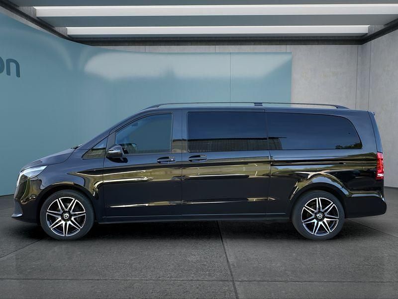 Gebraucht Mercedes V300 237 PS (174 kW) 2024 Schwarz Van / Kleinbus