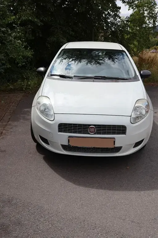 Gebraucht Fiat Grande Punto Active 77 PS (56 kW) 2009 Weiß Kleinwagen
