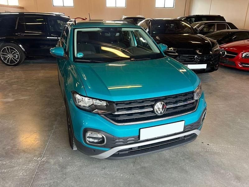 Używany VW T-Cross Move 110 KM (80 kW) 2023 Zielony SUV