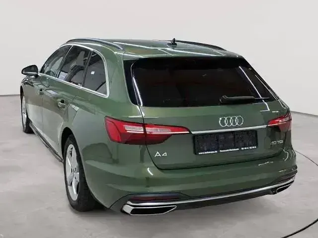 Second-hand Audi A4 Advanced 204 CP (150 kW) 2024 Verde Break