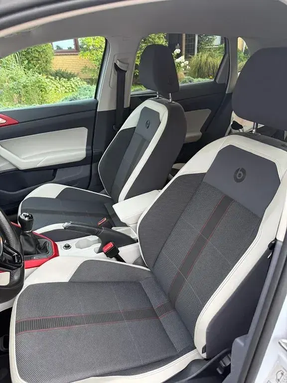 Gebraucht VW Polo Beats 95 PS (69 kW) 2018 Weiß Kleinwagen