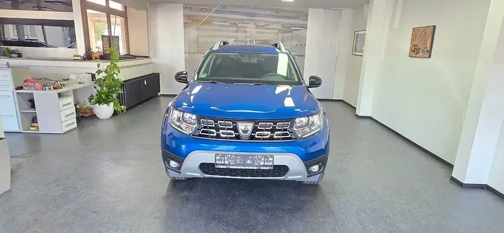 Gebraucht Dacia Duster Celebration 101 PS (74 kW) 2020 Blau SUV