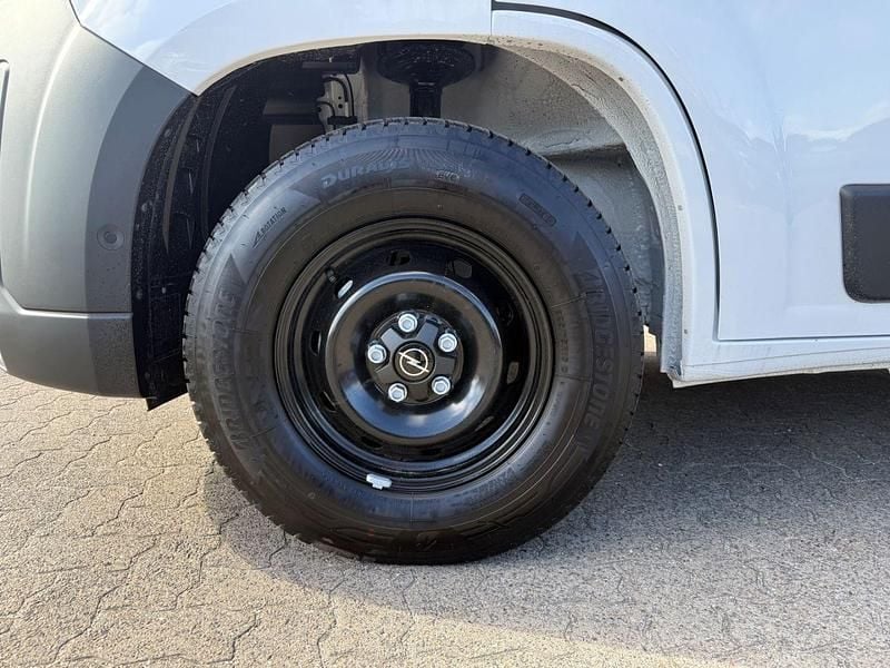 Neu Opel Movano 140 PS (102 kW) 2026 Weiß Van