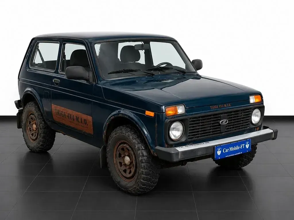 Gebraucht Lada Taiga 83 PS (61 kW) 2015 Grün SUV