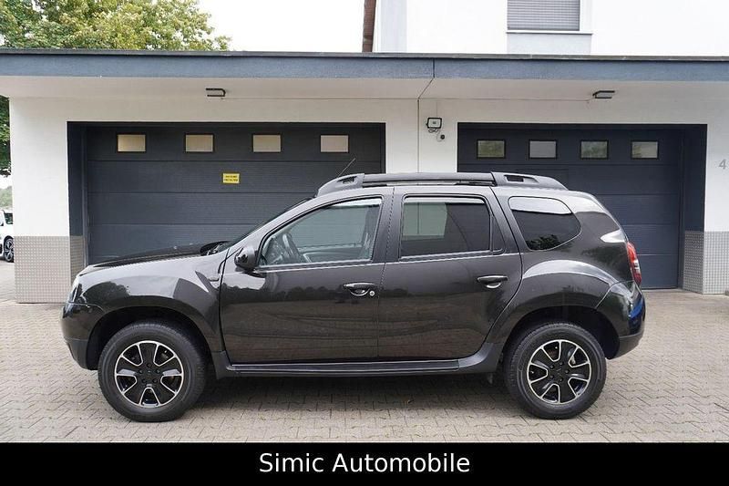 Gebraucht Dacia Duster Black Shadow 125 PS (91 kW) 2017 Schwarz SUV