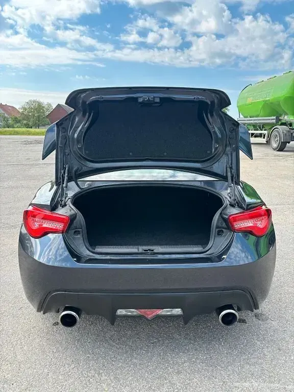 Gebraucht Toyota GT86 GT 200 PS (147 kW) 2013 Grau Coupé