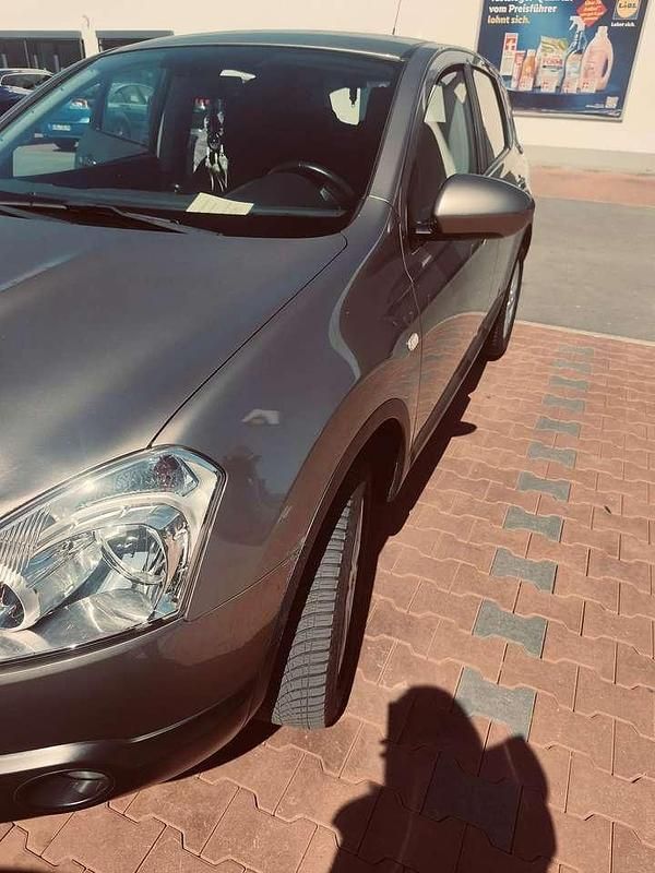 Gebraucht Nissan Qashqai Acenta 114 PS (83 kW) 2009 Bronze SUV