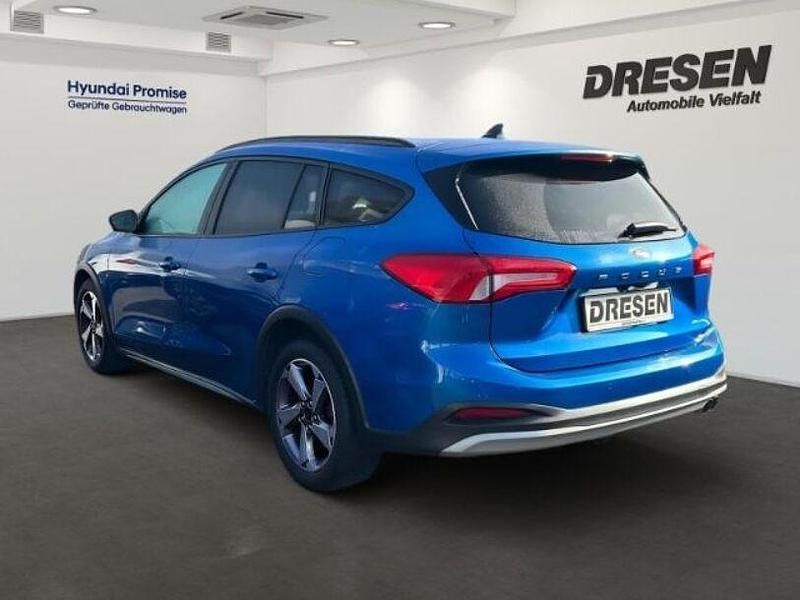 Gebraucht Ford Focus Active 125 PS (91 kW) 2021 Blau Kombi