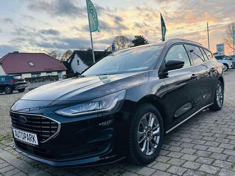 Gebraucht Ford Focus Titanium X 116 PS (85 kW) 2024 Schwarz Limousine