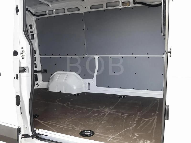 Second-hand Renault Master 105 kW (143 CP) 2025 Alb Van