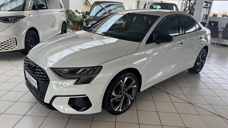Gebraucht Audi A3 Advanced 116 PS (85 kW) 2022 Weiß Limousine