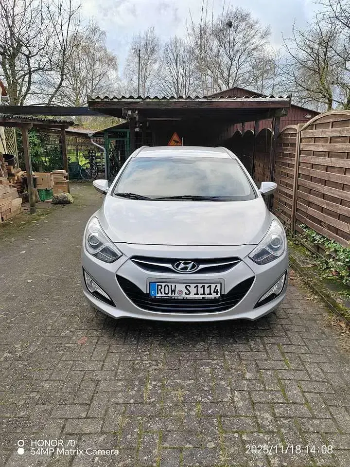 Gebraucht Hyundai i40 Style 136 PS (100 kW) 2013 Grau Kombi
