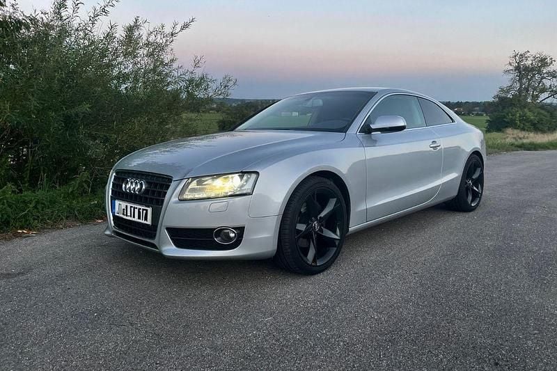 Gebraucht Audi A5 Comfort 211 PS (155 kW) 2010 Silber Coupé