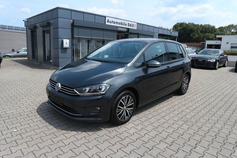 Grau Gebraucht 2016 VW Golf Sportsvan Allstar Van / Kleinbus | 14.690 € (Guter Preis) - Bild 1/4