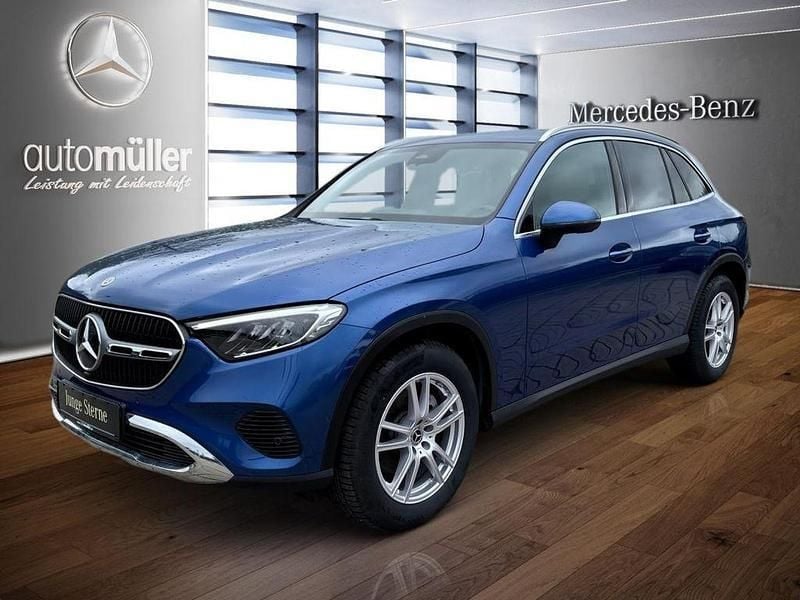 Blau Gebraucht 2023 Mercedes GLC220 Avantgarde SUV | 46.980 € (Superpreis) - Bild 1/4
